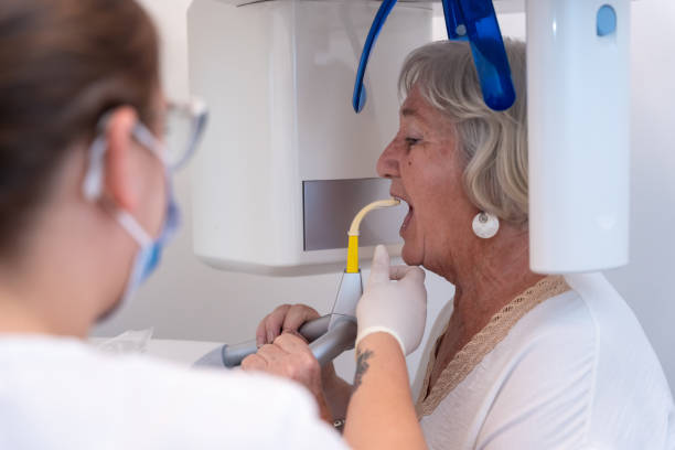 Best Emergency Dental Extractions in Centerton, AR